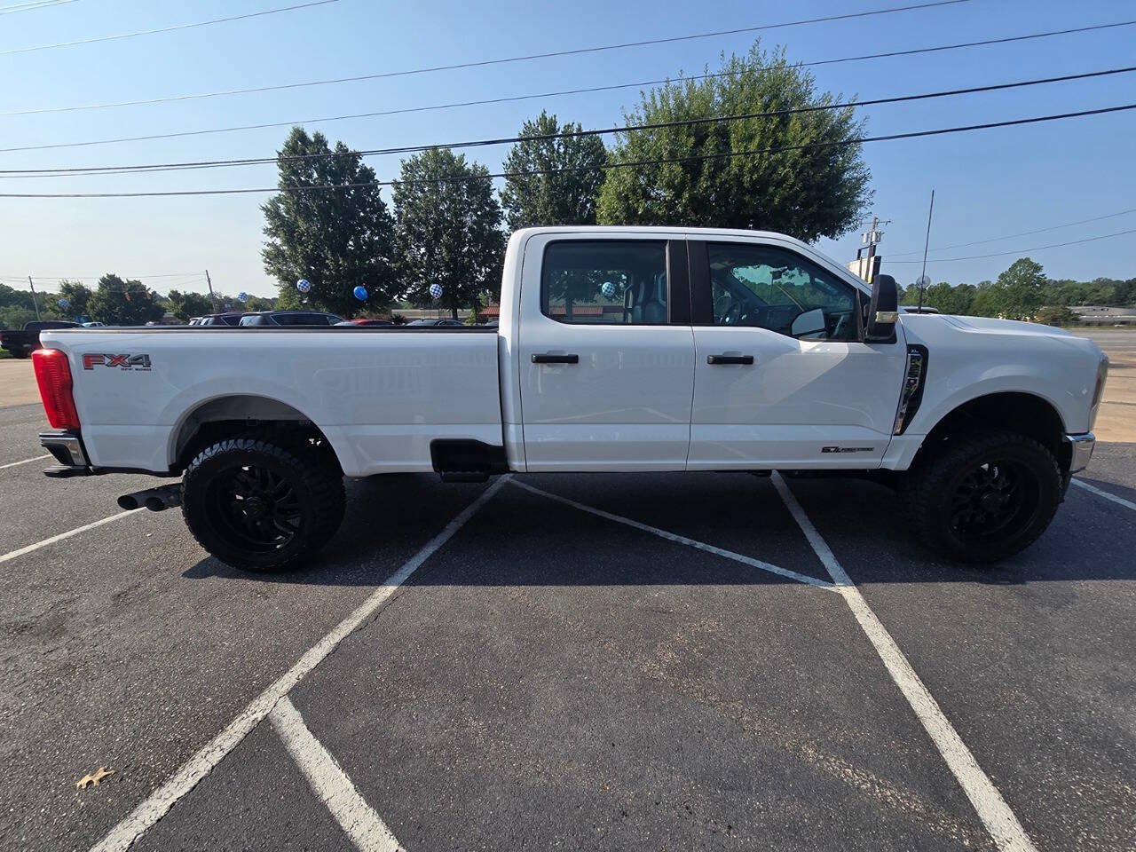 Used 2024 Ford F250 XL w/ FX4 Off-Road Package AWD/4WD image 8