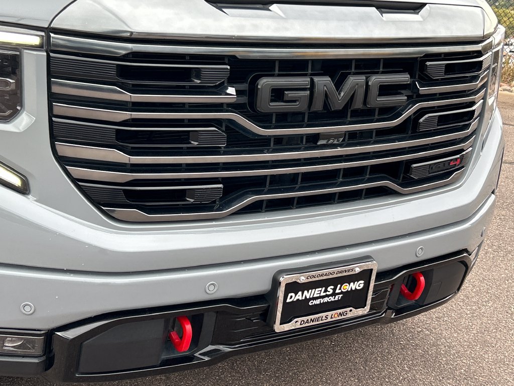 Used 2024 GMC Sierra 1500 AT4 w/ Technology Package AWD/4WD image 24