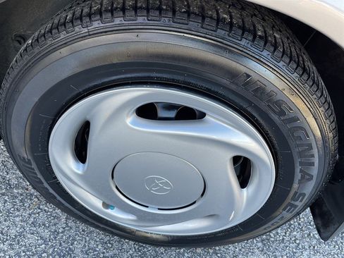 Used 2000 Toyota Corolla LE image 21