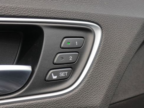 Used 2020 Acura TLX w/ Technology Package image 22