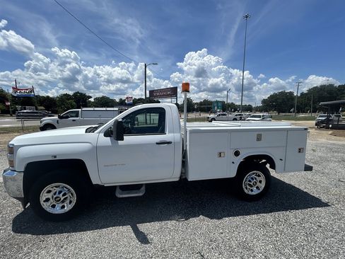 Used 2015 Chevrolet Silverado 3500 W/T image 9