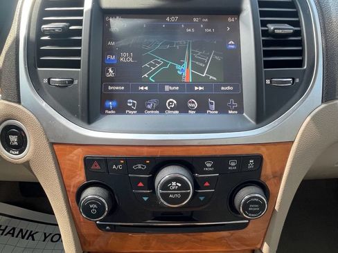Used 2014 Chrysler 300 C w/ Beats Audio Group RWD image 21