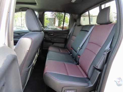 New 2026 Honda Ridgeline Black Edition image 13