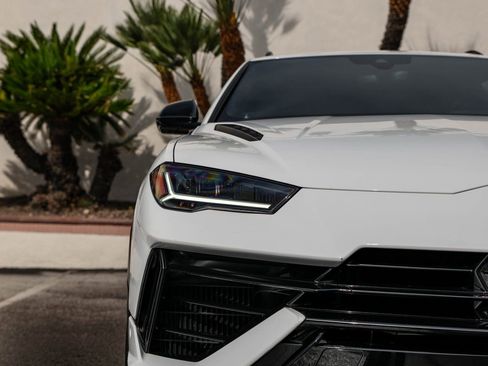 Used 2024 Lamborghini Urus S image 45