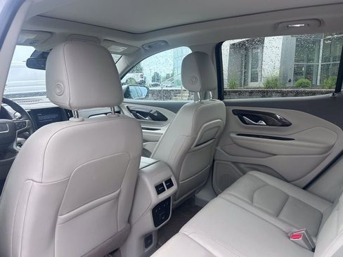 Used 2019 GMC Terrain Denali w/ Advanced Safety Package AWD/4WD image 15