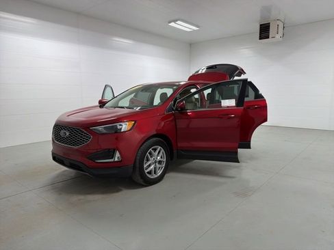 Used 2024 Ford Edge SEL w/ Convenience Package AWD/4WD image 12