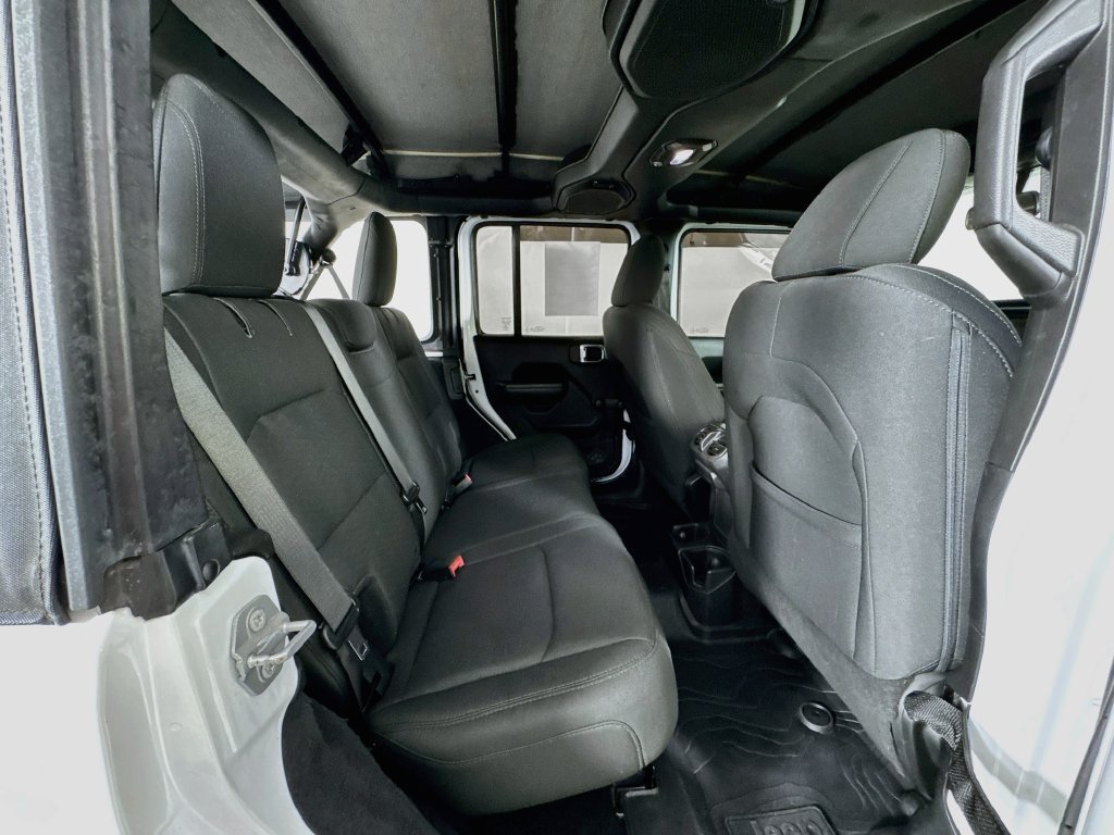 Used 2018 Jeep Wrangler Unlimited Sport AWD/4WD image 26