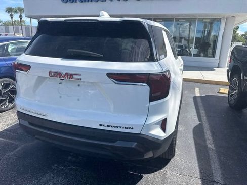 Used 2025 GMC Terrain Elevation AWD/4WD image 13