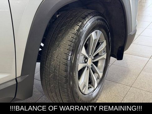 Used 2025 Chevrolet Equinox LT image 12