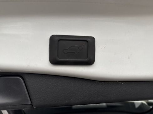 Used 2023 Toyota RAV4 Adventure w/ Convenience Package AWD/4WD image 26