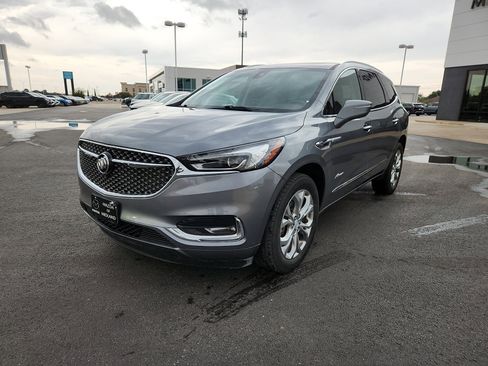Used 2020 Buick Enclave Avenir w/ Avenir Technology Package image 3