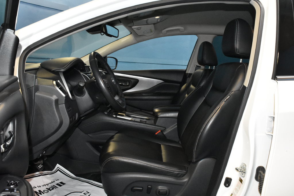 Used 2023 Nissan Murano SV AWD/4WD image 6