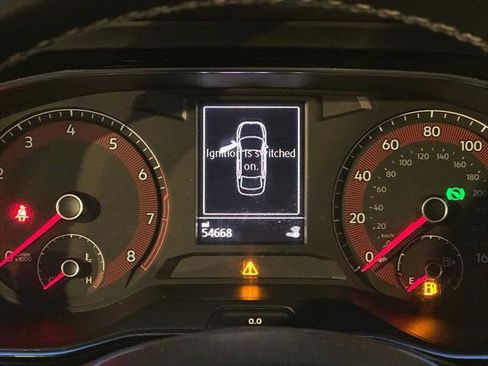 Used 2019 Volkswagen Jetta R-Line w/ R-Line Cold Weather Package image 24