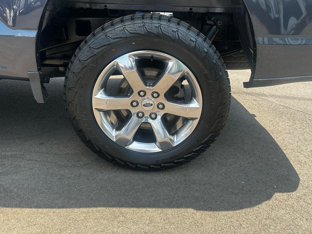 Used 2021 Ford F150 Lariat w/ Max Trailer Tow Package AWD/4WD image 10