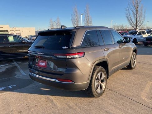 Used 2022 Jeep Grand Cherokee Limited 4xe image 6