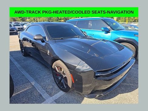 Used 2024 Dodge Charger Daytona Scat Pack w/ Plus Group AWD/4WD image 1