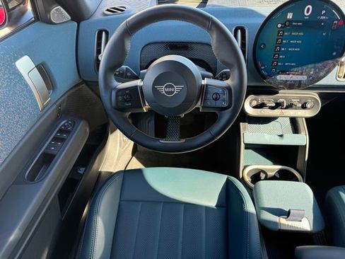 Used 2025 MINI Cooper Countryman S w/ Comfort Package Max image 17