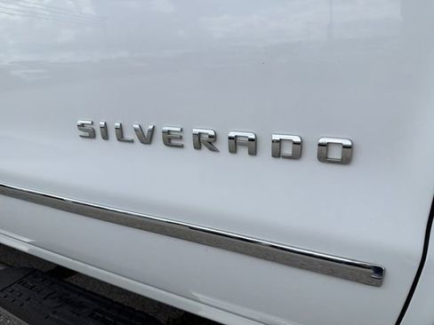 Used 2018 Chevrolet Silverado 1500 LTZ w/ LTZ Plus Package AWD/4WD image 4