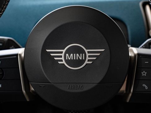 Certified 2025 MINI Cooper Countryman S w/ Comfort Package Max image 31