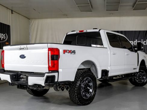 Used 2024 Ford F250 Lariat w/ Sport Appearance Package AWD/4WD image 8