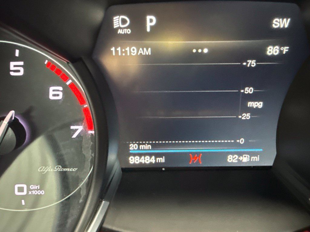 Used 2018 Alfa Romeo Stelvio Ti Sport AWD/4WD image 30