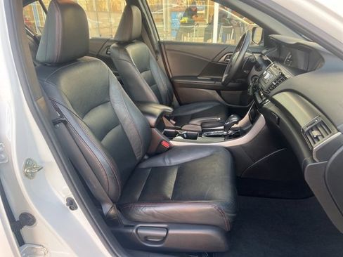 Certified 2017 Honda Accord Sport Special Edition image 21
