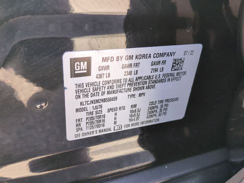 Used 2022 Chevrolet Trax LS w/ Tint and Cruise Package image 30