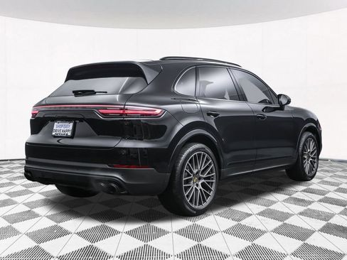 Used 2022 Porsche Cayenne Platinum Edition AWD/4WD image 13