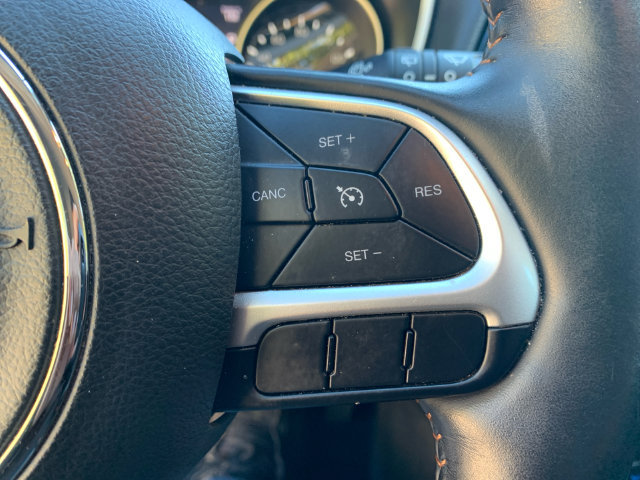 Used 2017 Jeep Compass Limited AWD/4WD image 28