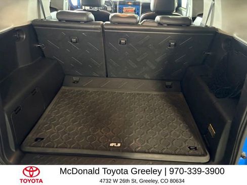 Used 2007 Toyota FJ Cruiser 4WD image 11