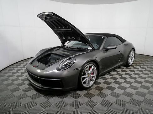 Certified 2021 Porsche 911 Carrera S RWD image 32