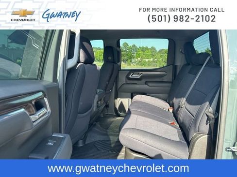 Used 2025 Chevrolet Silverado 1500 LT Trail Boss AWD/4WD image 18