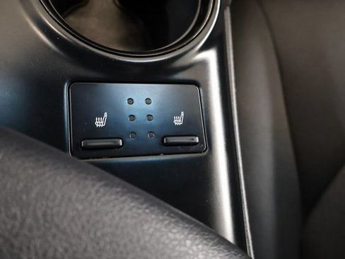 Used 2018 Toyota Camry LE FWD image 20