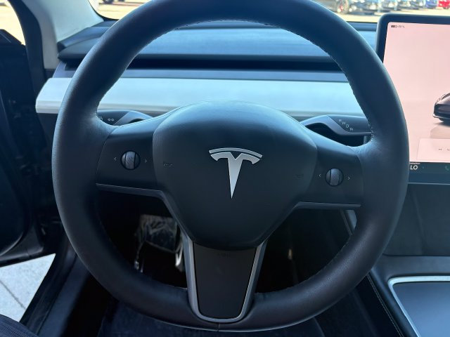 Used 2023 Tesla Model 3 Standard Range RWD image 14