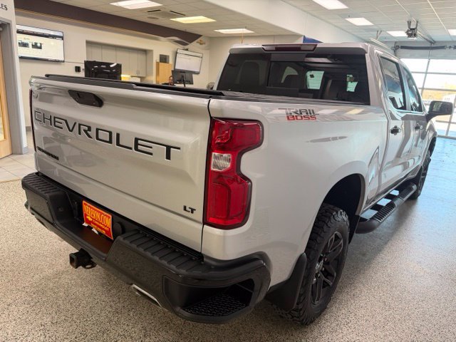 Used 2020 Chevrolet Silverado 1500 LT Trail Boss AWD/4WD image 5