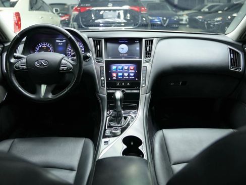 Used 2017 INFINITI Q50 2.0t w/ Moonroof Package RWD image 32