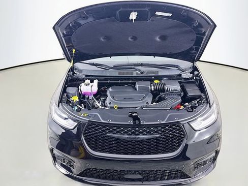 New 2026 Chrysler Pacifica Select image 26