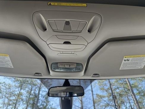 Used 2016 Ford Transit Connect XLT image 19