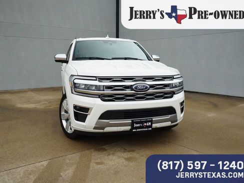 Used 2024 Ford Expedition Platinum RWD image 7