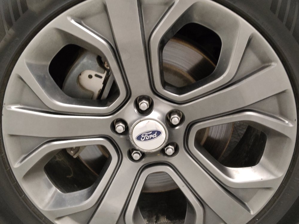 Used 2018 Ford Explorer Sport w/ Ford Safe & Smart Package AWD/4WD image 31