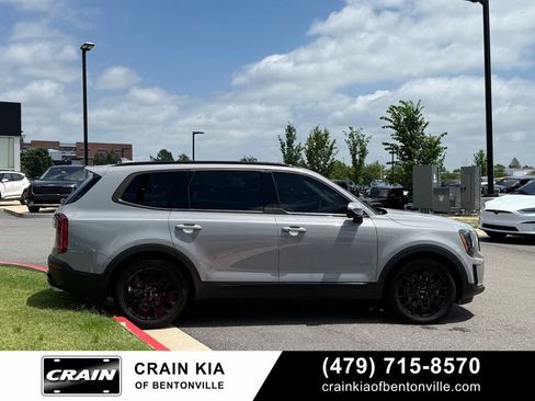 Certified 2022 Kia Telluride SX w/ SX Prestige Package AWD/4WD image 8
