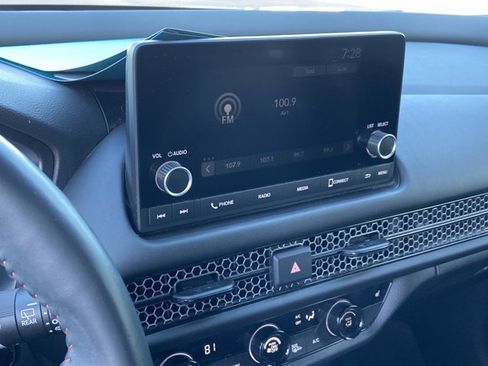 Used 2024 Honda HR-V Sport image 12