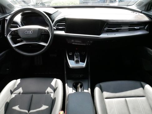 Used 2022 Audi Q4 e-tron Premium Plus w/ Premium Plus AWD/4WD image 10