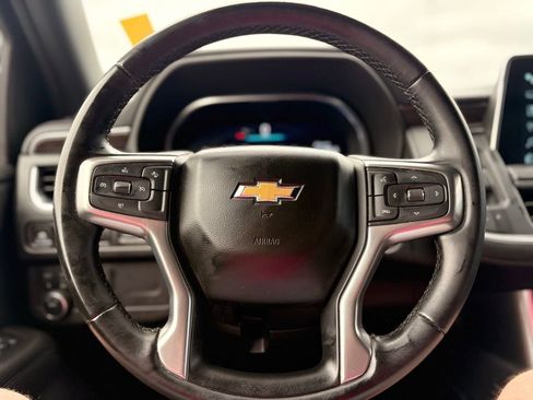 Used 2024 Chevrolet Suburban LT AWD/4WD image 27