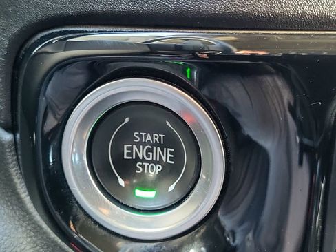 Used 2024 Chevrolet Silverado 1500 LTZ image 23