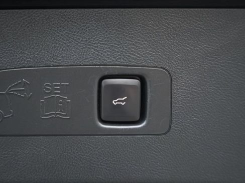 Used 2020 Lincoln Corsair AWD w/ Premium Package image 10