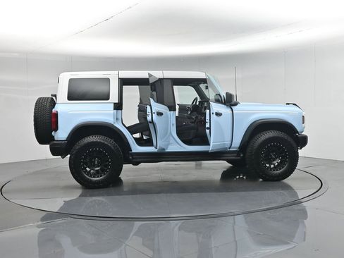 Certified 2025 Ford Bronco Heritage Edition image 4