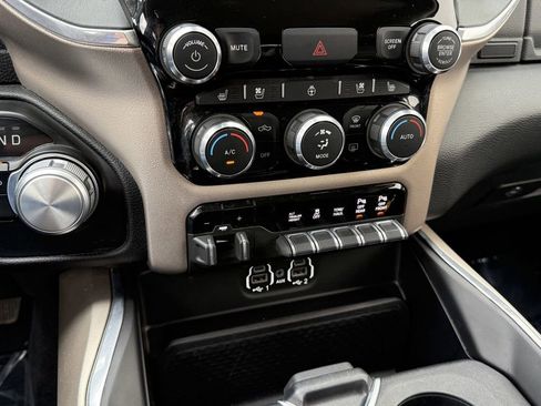 Used 2022 RAM 2500 Laramie image 24