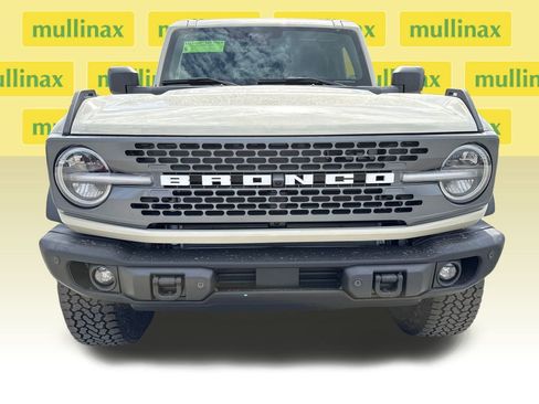 New 2026 Ford Bronco Badlands image 12