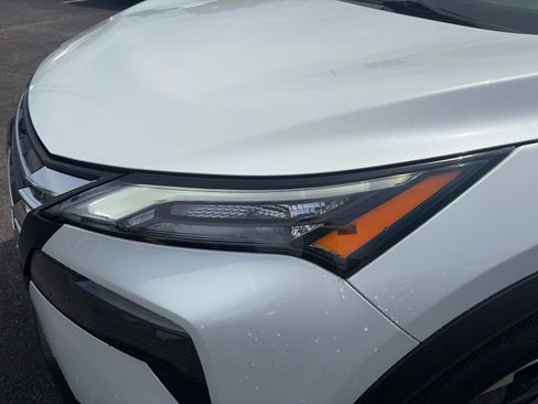 Used 2024 Nissan Rogue SV w/ SV Premium Package FWD image 18